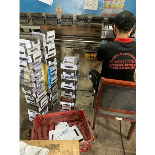 Chấn Hộp Khoá Inox 1mm